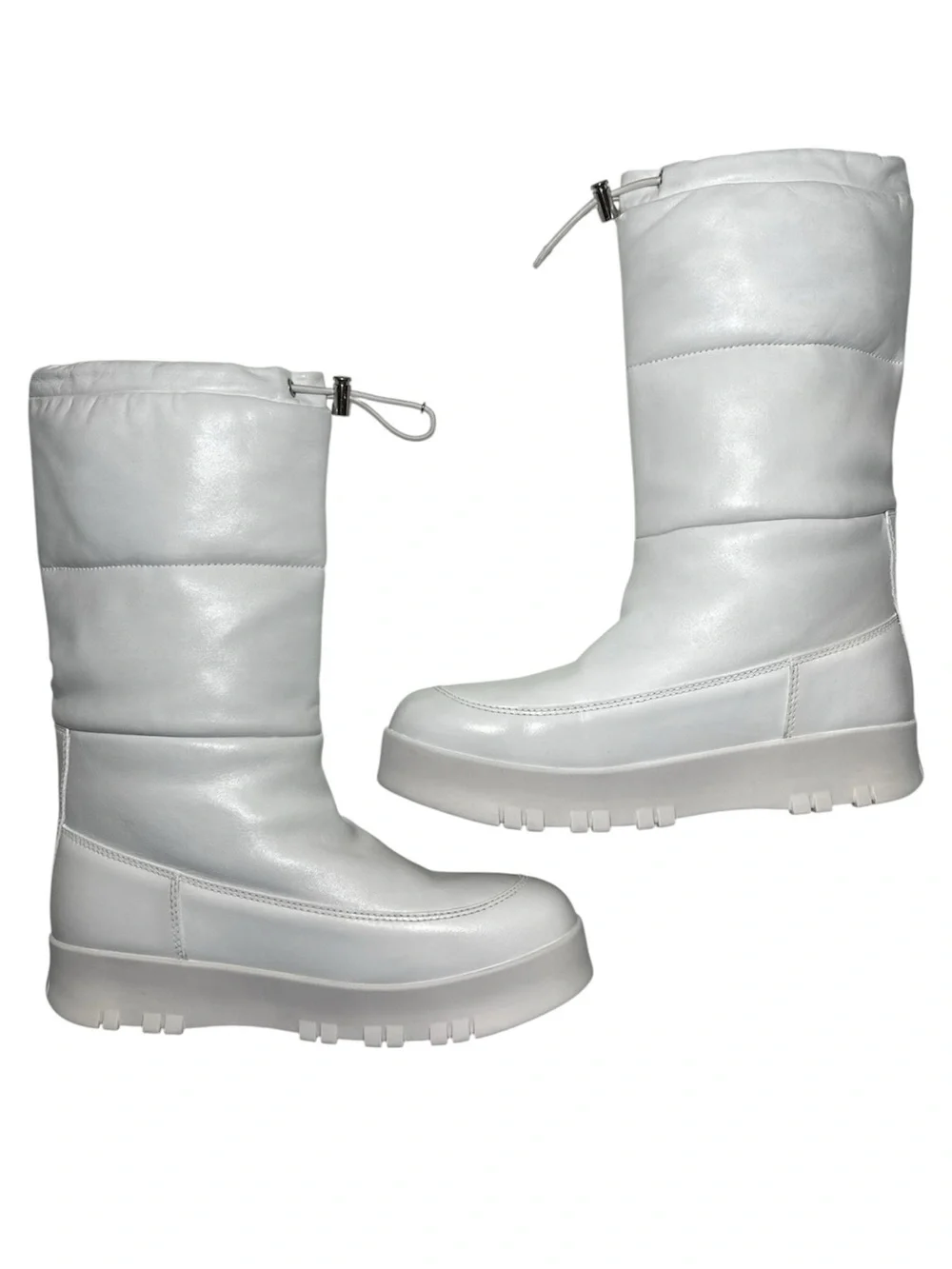 Prada White Leather Quilted Platform Moon Boots Weiss size 40 US 10 Puffer Snow